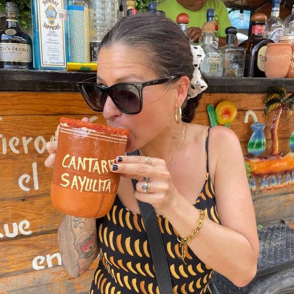 Meet your Posher, Lea - Picture 1 of 1